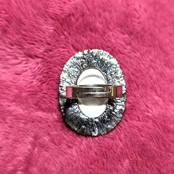 🌟3/$20🌟Woman's Vintage-Style Ring - Picture 3 of 4